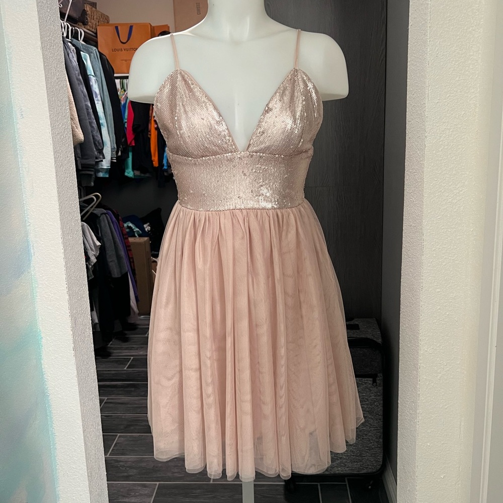 NWT Forever 21 Nude Sparkly Prom Dress / Formal Dress